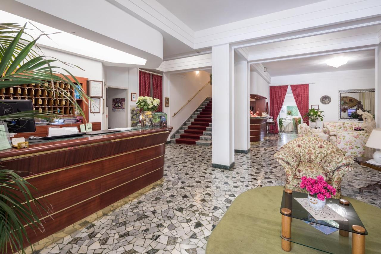 Hotel Astor Victoria Forte dei Marmi Exteriér fotografie